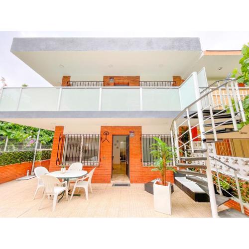 Apartamentos CALAMARI 1 & 2