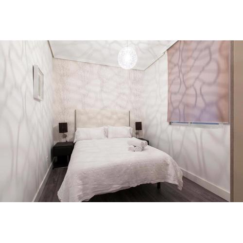 Apartamentos Day Madrid CALLAO Centro Gran Via Sol Malasaña