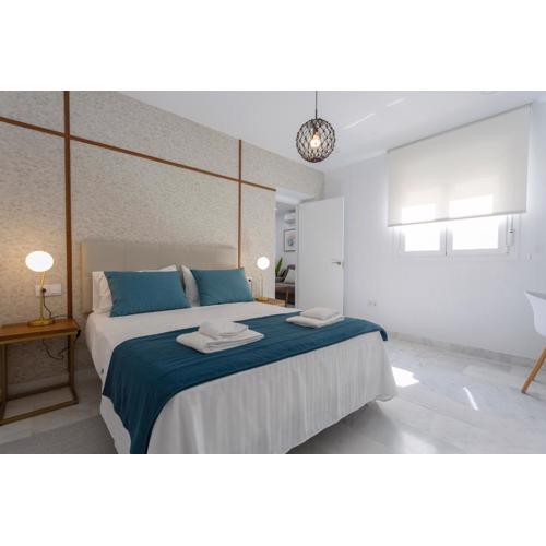 Apartamentos La BRUJULA by CadizRentals