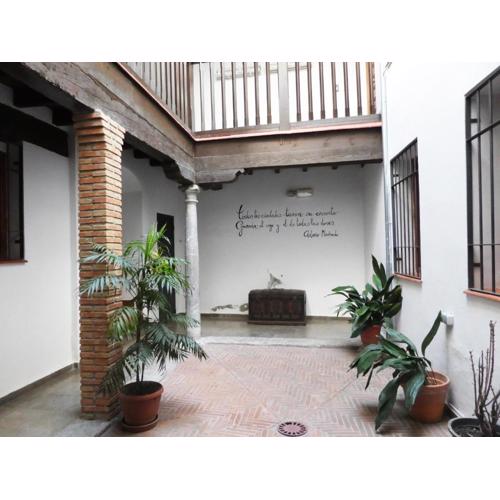 Apartamentos Nahira Suites 3000