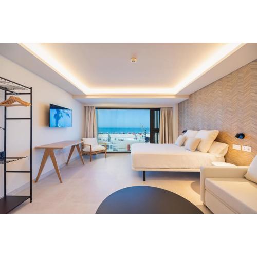 Apartamentos Playa Victoria