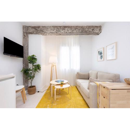 APARTAMENTOS PLAZA DEL CHARCO I