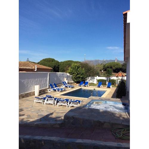 Apartamentos y Habitaciones KAI MARBELLA