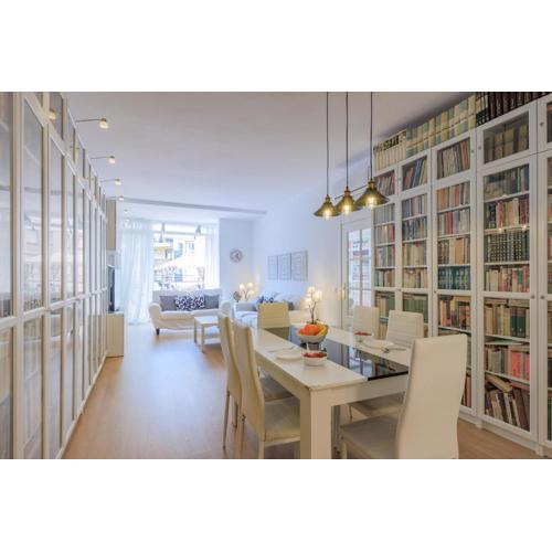 ApartEasy - Private terrace, 3 bedrooms, Eixample
