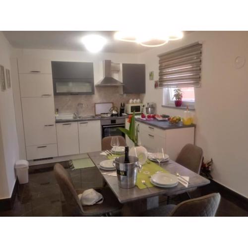 Apartma Nada, tu boste v centru poletnega utripa