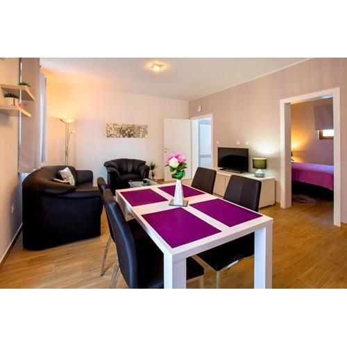 Apartman Candy Split with jacuzzi and parking place