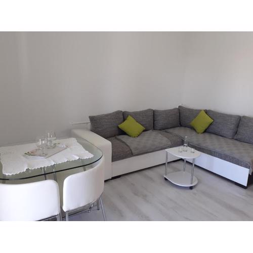 APARTMAN DOKOZA - MARINA IV