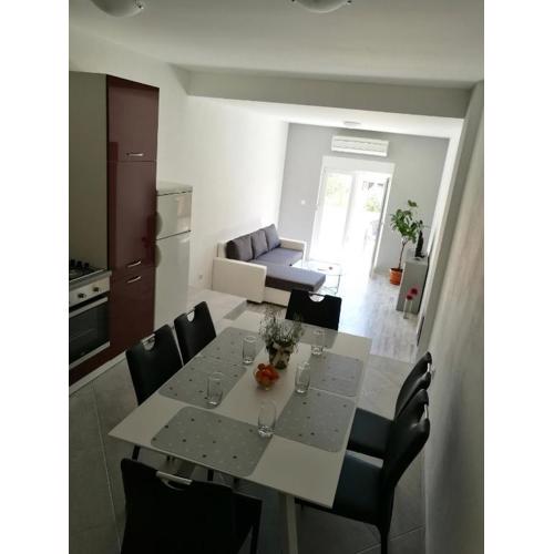 Apartman IVANKOVIC***