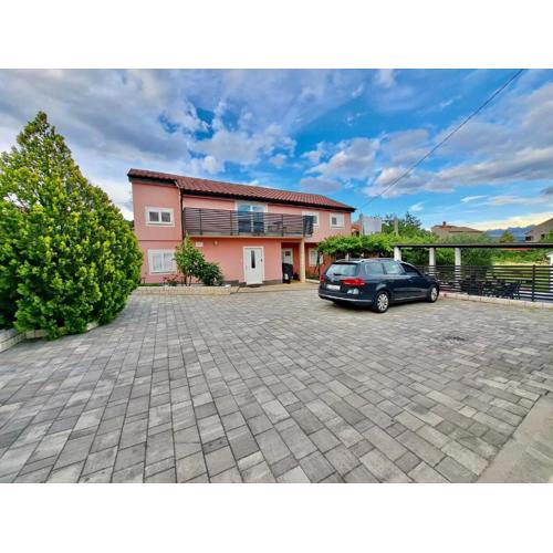 Apartman Lara