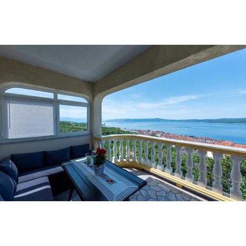 Apartman Lucija 4 by Villas Guide