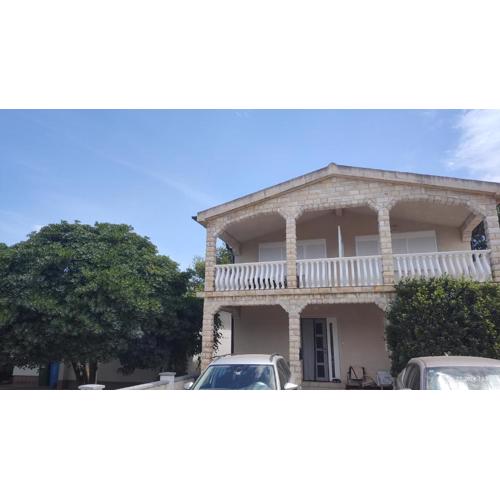 Apartman Vir