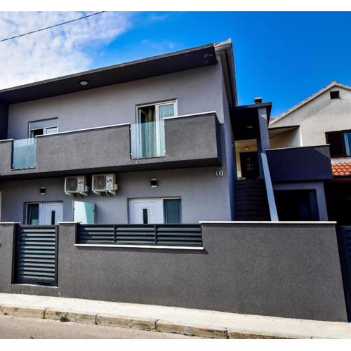 Apartmani AB