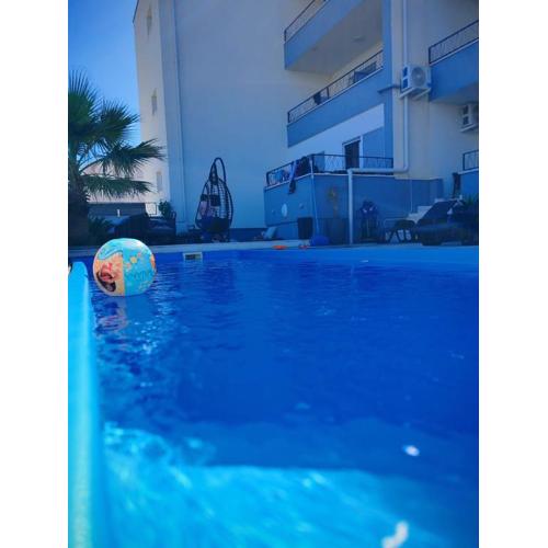 Apartmani Anastasia with pool, Novalja