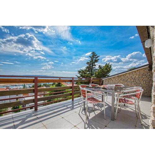 Apartmani Crikvenica 29894 - Lucica