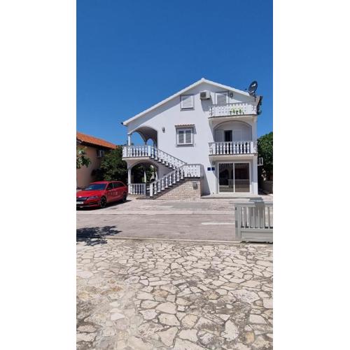Apartmani IRA