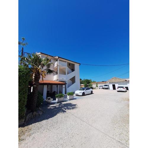 APARTMANI LANA