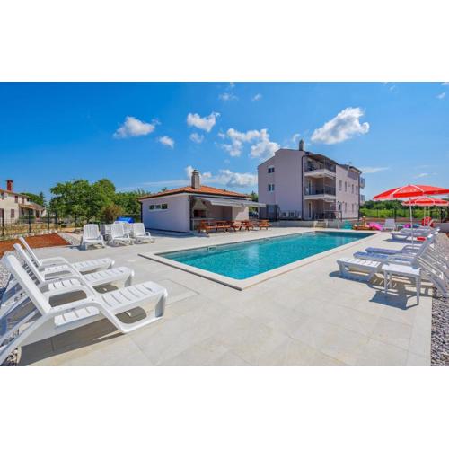 Apartmani Lucija