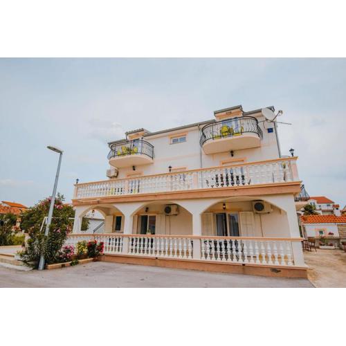 Apartmani Tamaris