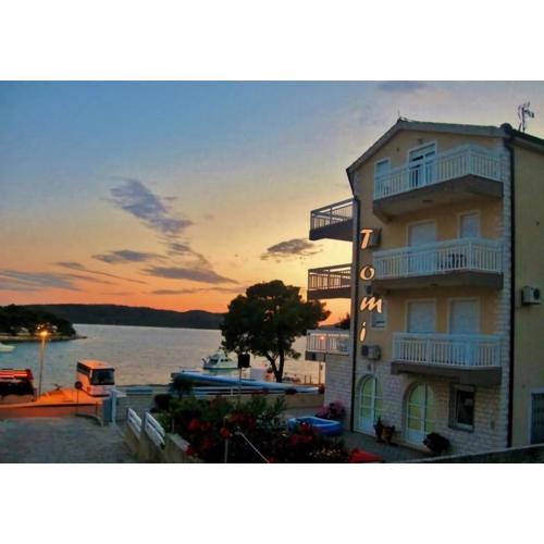 Apartmani TOMI Ciovo