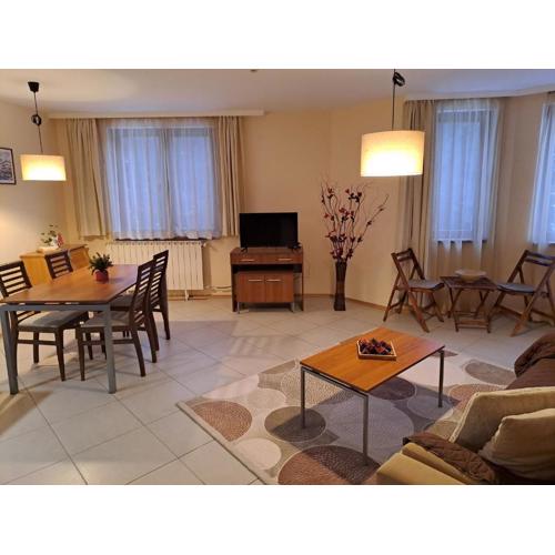 Apartment 322, Villa Park