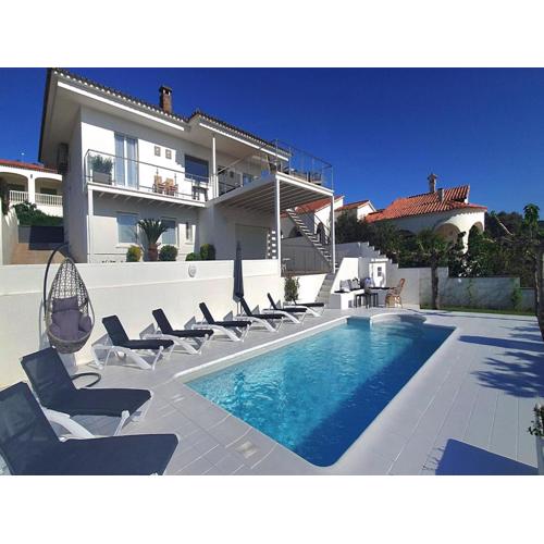 Apartment, 350 meters from the Riells beach