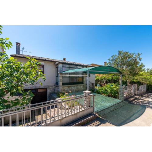 Apartment 5203-1 for 6 Pers in Porec
