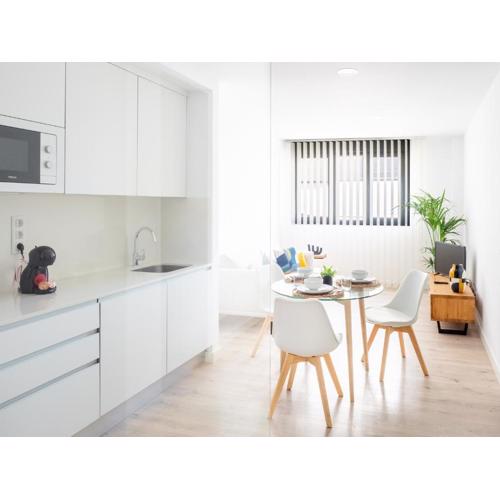 Apartment Abora with Pool, Gym and Free Parking