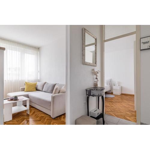 Apartment AJA