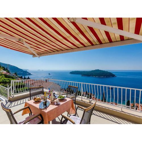 Apartment and Room Cicko - One Bedroom Apartment with Terrace and Sea View Attic