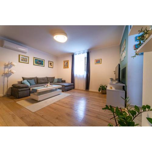 Apartment Anika