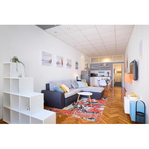 Apartment Aria