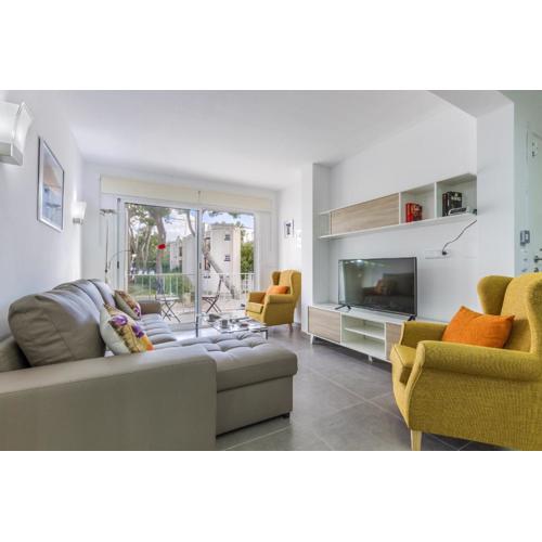 Apartment Assimetric - Only 100m to Beach