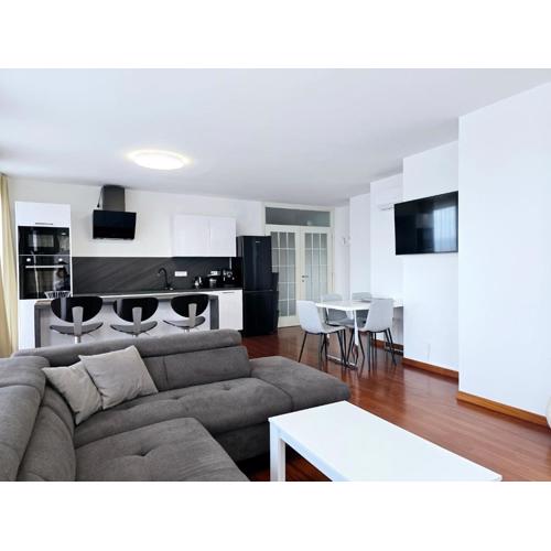Apartment Astral