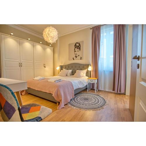 Apartment Audrey by SofiaSpot - central, metro to airport