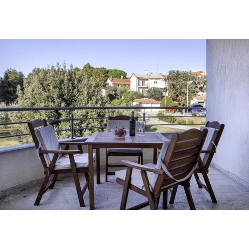 Apartment Banjole - 200 m from the Beach