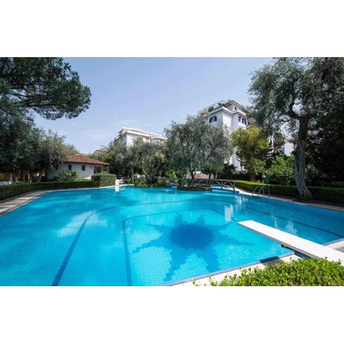 Apartment Bianca with shared pool