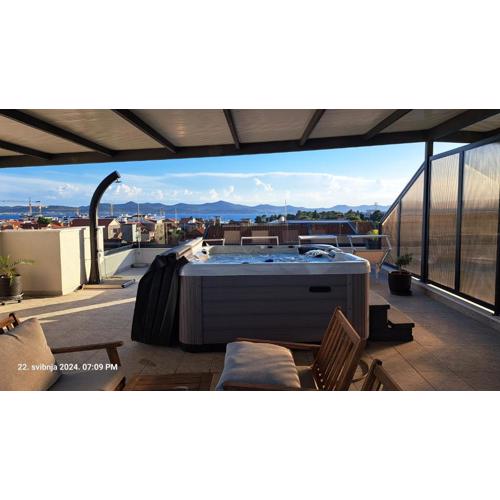 Apartment Bruno - Luxury Penthouse with Jacuzzi