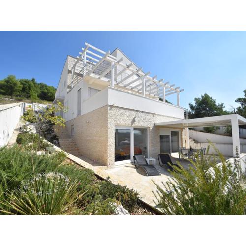 Apartment by the Beach in Dalmatia