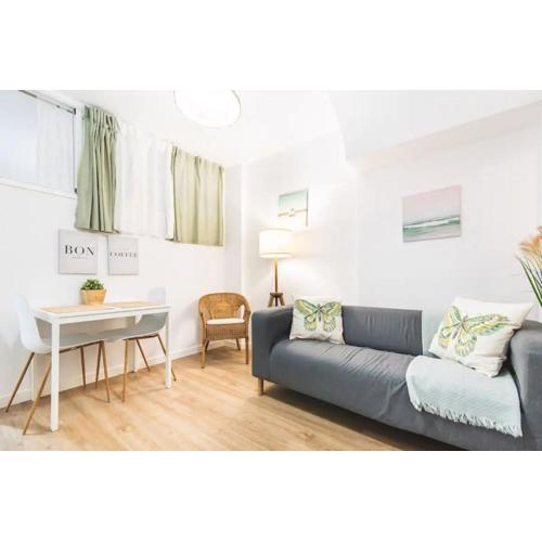 Apartment by the sea