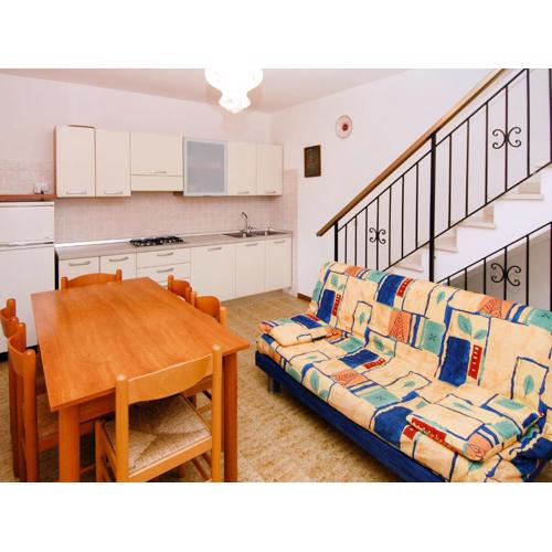 Apartment Casa Lucrezia-2 by Interhome