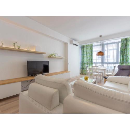 Apartment Chamartin-Ciudad Ramos Carrion by Interhome