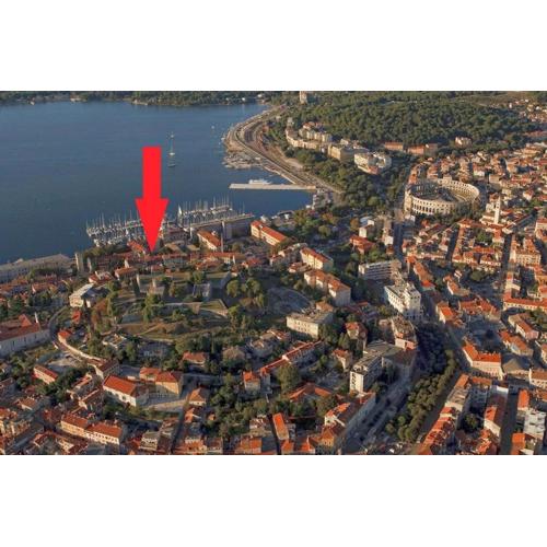 Apartment Chatedral Pula