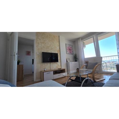 Apartment city view