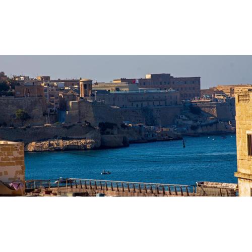 Apartment close to Fort Saint Angelo