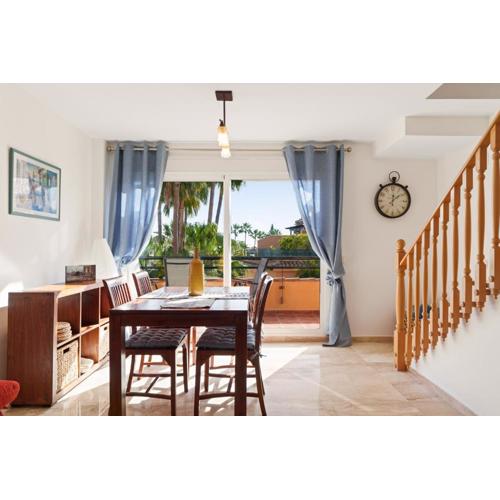 Apartment close to the sea in Las Chapas