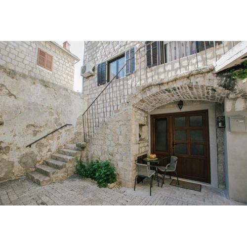 Apartment Dajana near the beach