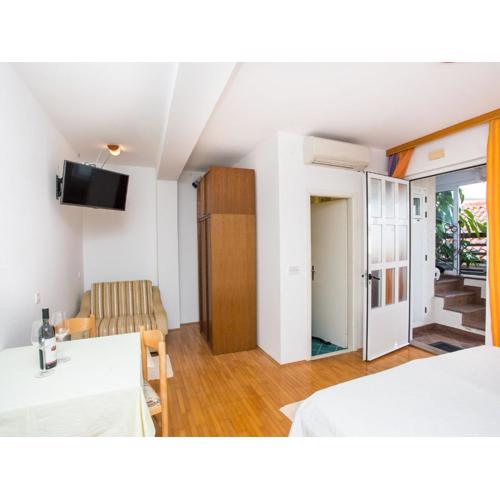 Apartment Dorina - Studio Apartment
