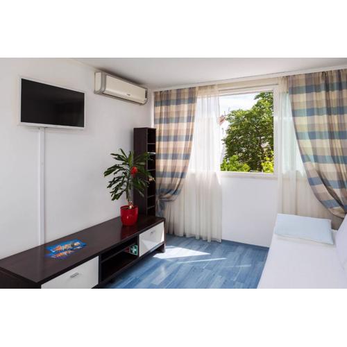 Apartment Dragica
