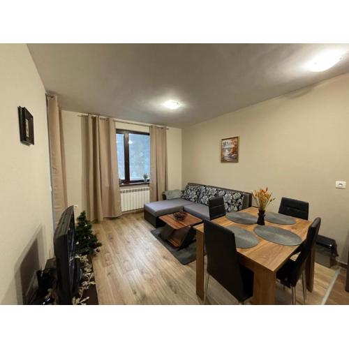 Apartment E23 Borovets Gardens