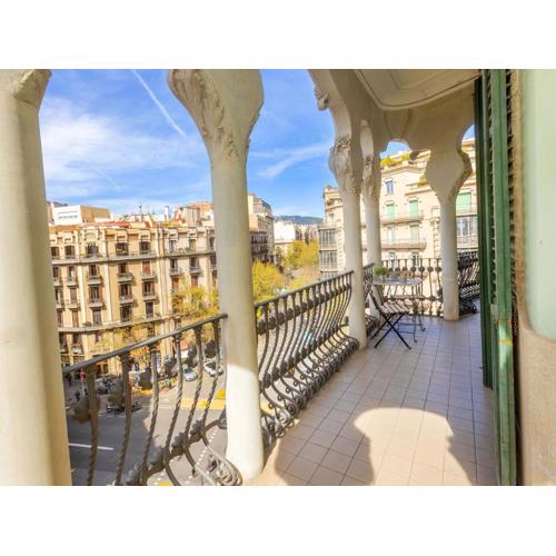 Apartment Eix-Dret-Roger de LLuria-Valencia by Interhome
